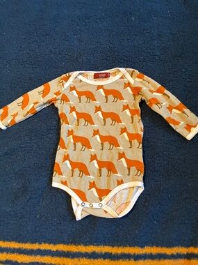 Milkbarn Olive long-Sleeve Onesie bodysuit 100% rayon